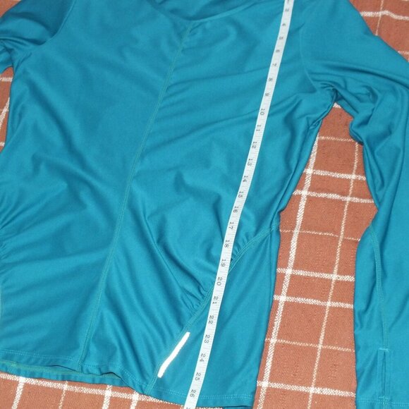 Athleta Wildly Wick It Teal Shirt Size Large - Picture 9 of 13
